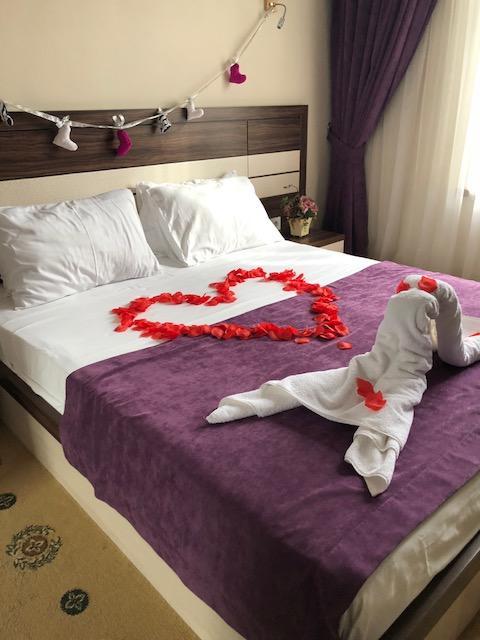 Luxury House Hotel Shymkent Eksteriør billede