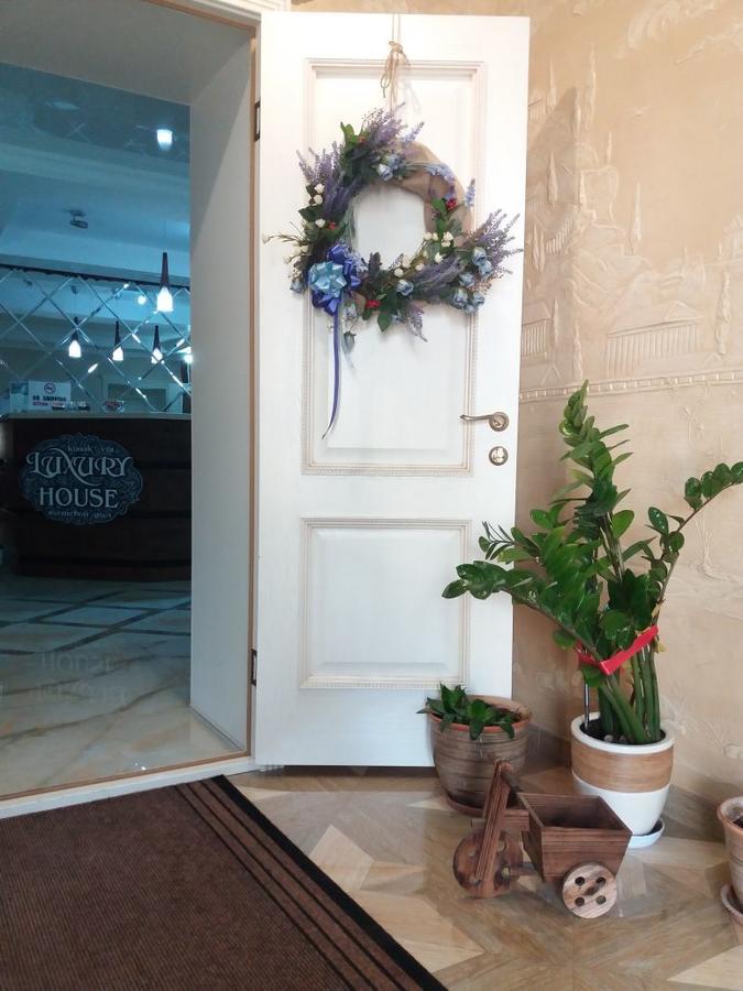 Luxury House Hotel Shymkent Eksteriør billede