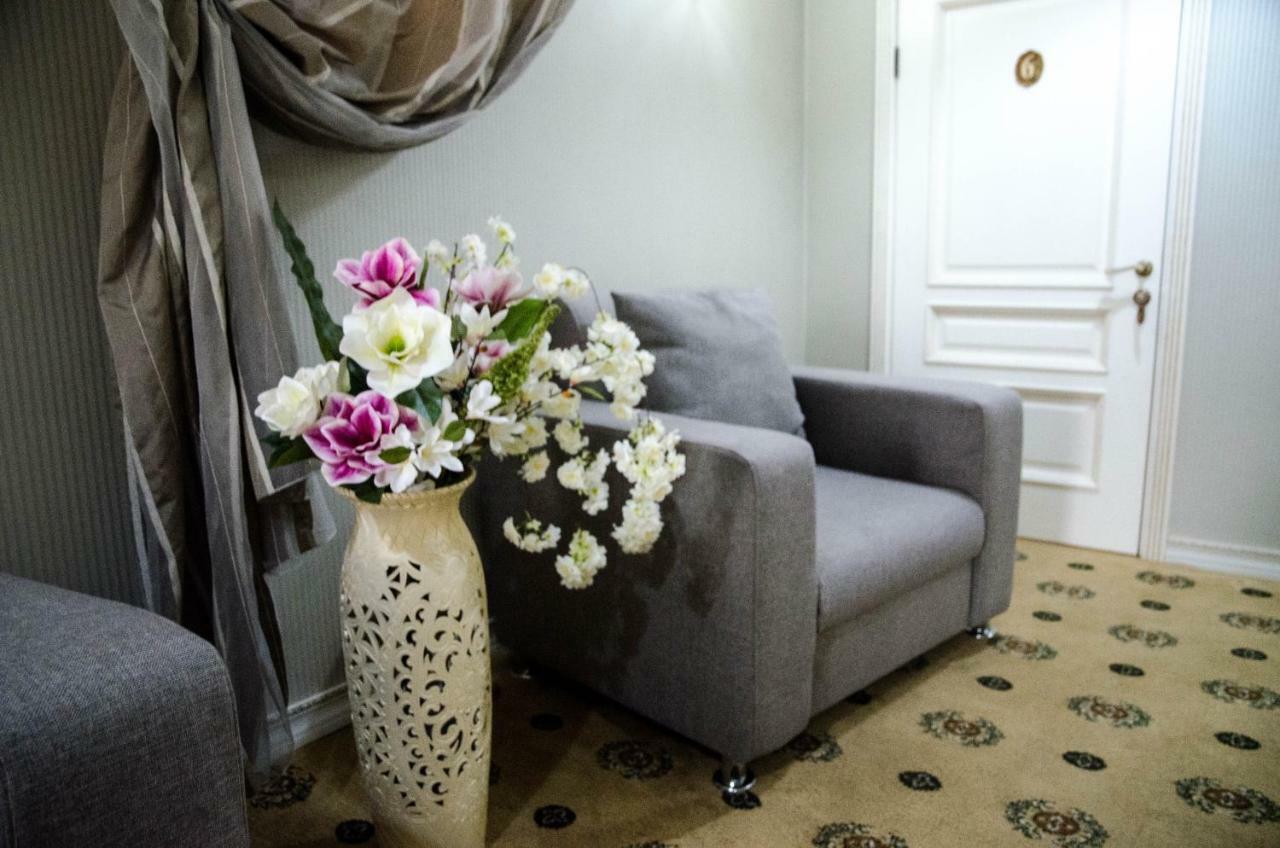 Luxury House Hotel Shymkent Eksteriør billede